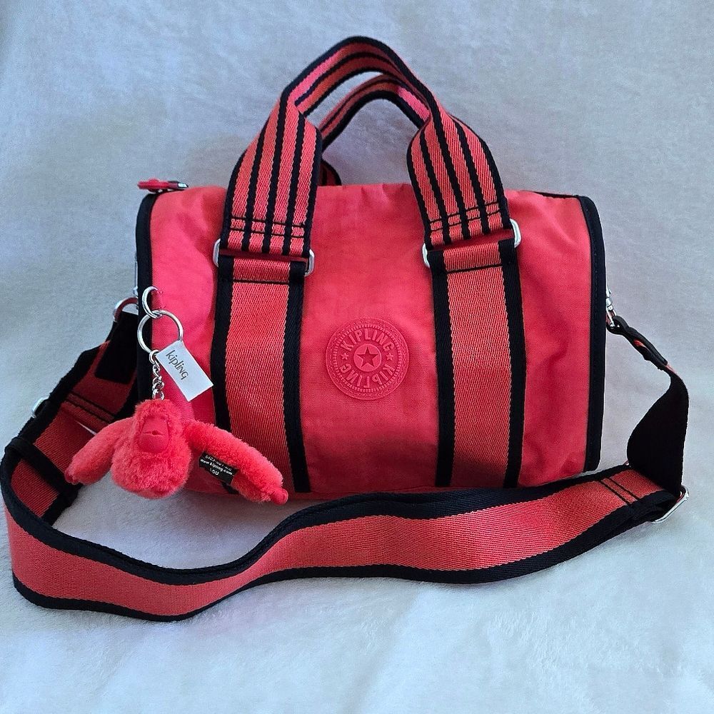 ✨️HP✨️ Kipling "Katina" Mini Barrel Bag👜 - NWT - Picture 15 of 16